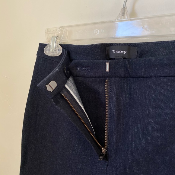 Theory • Classic Skinny Pant in Movement Dark Denim - Picture 7 of 9